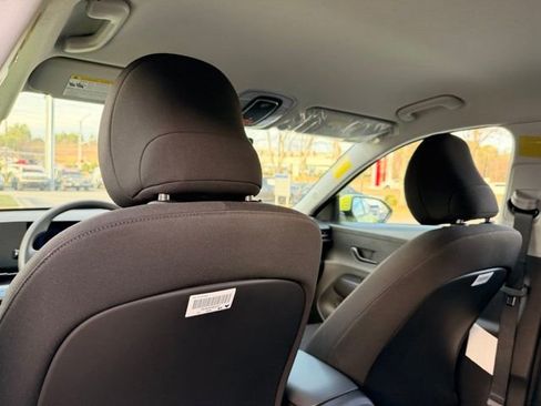 New 2026 Hyundai Kona SE image 29