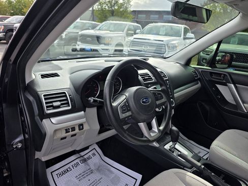 Used 2018 Subaru Forester 2.5i w/ Alloy Wheel Package AWD/4WD image 8
