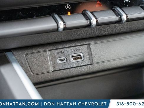 New 2026 Chevrolet Colorado W/T image 12