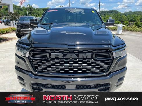 New 2026 RAM 1500 Express AWD/4WD image 30