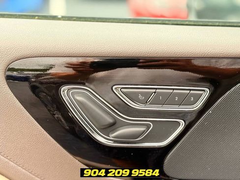 Used 2021 Lincoln Aviator Reserve w/ Class IV Trailer Tow Package AWD/4WD image 13