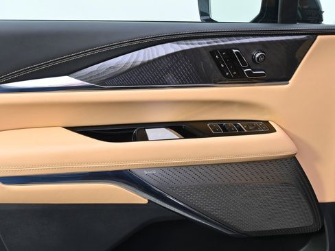 New 2025 Cadillac Escalade IQ Luxury 2 image 23