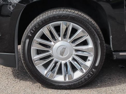 Used 2019 Cadillac Escalade Platinum AWD/4WD image 52