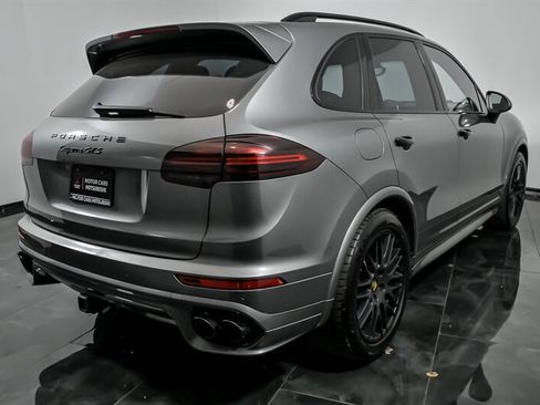 Used 2017 Porsche Cayenne GTS AWD/4WD image 9