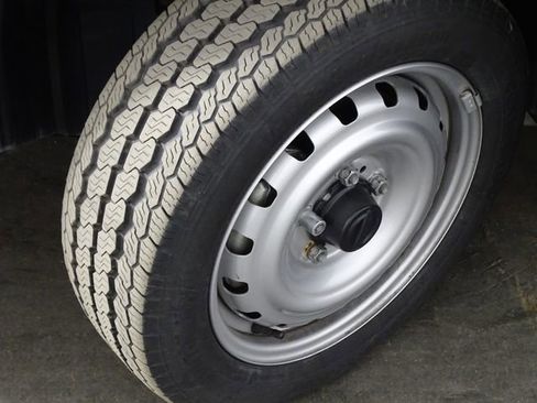 Used 2021 Nissan NV200 S image 32