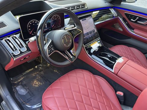 New 2026 Mercedes-Benz S 580 4MATIC Sedan image 17