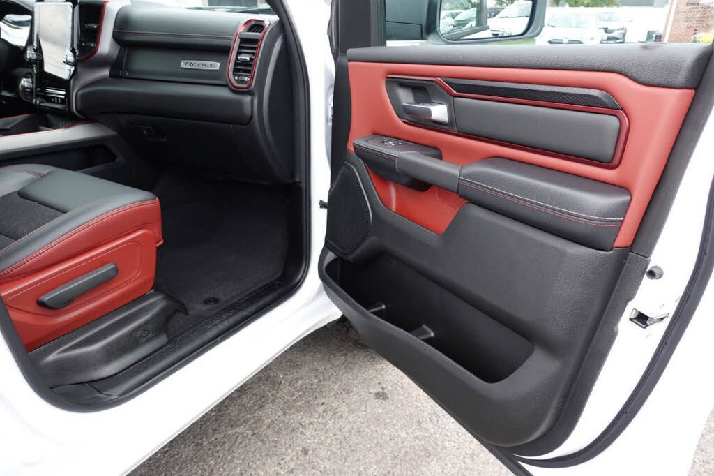 Used 2025 RAM 1500 Rebel AWD/4WD image 29
