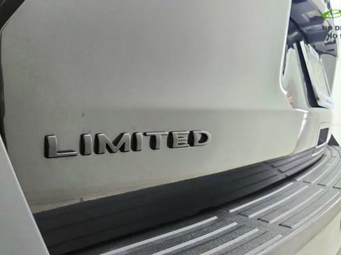 Used 2023 Ford Expedition Limited RWD image 17