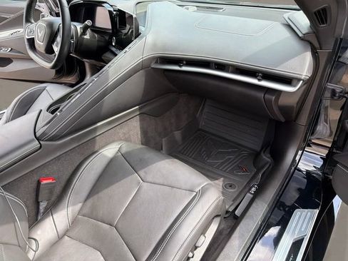 Used 2023 Chevrolet Corvette Stingray Coupe w/ Z51 Performance Package RWD image 16