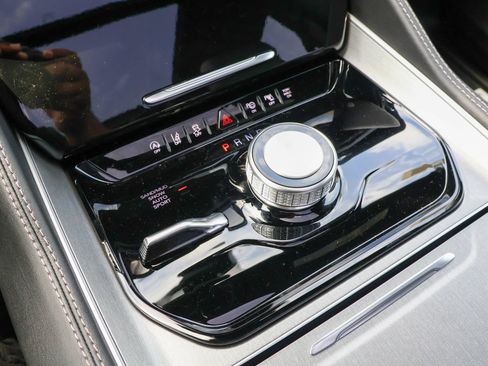 New 2026 Jeep Grand Wagoneer 4WD image 27