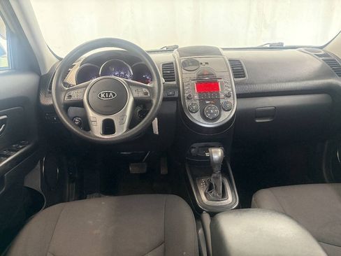 Used 2011 Kia Soul + w/ Audio Pkg FWD image 13