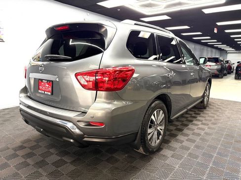 Used 2020 Nissan Pathfinder S AWD/4WD image 14