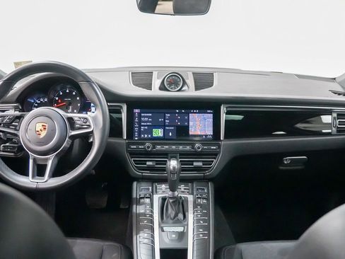 Used 2021 Porsche Macan AWD/4WD image 21