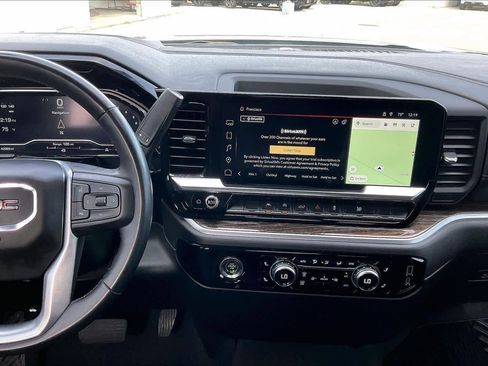 Certified 2023 GMC Sierra 1500 SLE image 6