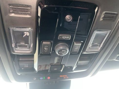 New 2026 Chevrolet Tahoe Premier w/ Sun And Tow Package AWD/4WD image 36