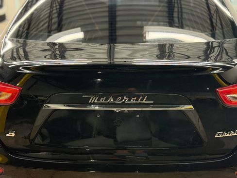 Used 2017 Maserati Ghibli S RWD image 11