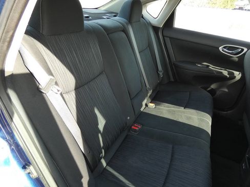 Used 2019 Nissan Sentra SV FWD image 19