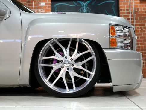 Used 2009 Chevrolet Silverado 1500 LT w/ Texas Edition RWD image 20