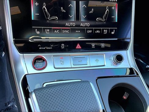 Certified 2025 Audi RS 6 performance AWD/4WD image 29