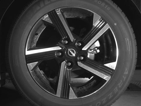 Used 2025 Nissan Sentra SV image 14