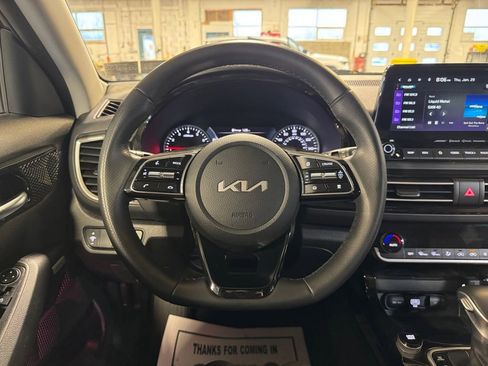 Certified 2023 Kia Seltos SX image 15
