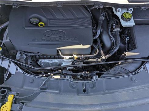 Used 2018 Ford Escape SE image 22