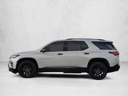 Used 2022 Chevrolet Traverse Premier w/ Redline Edition AWD/4WD image 8