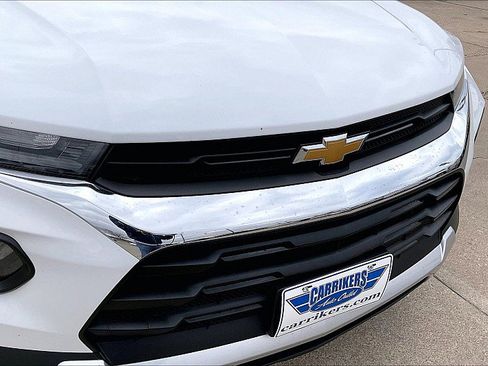 Used 2023 Chevrolet TrailBlazer LT AWD/4WD image 30