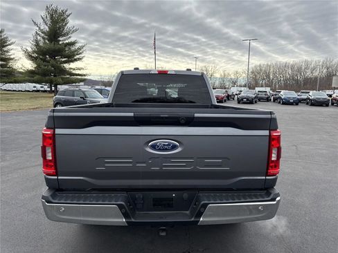 Used 2022 Ford F150 XLT w/ Trailer Tow Package image 5
