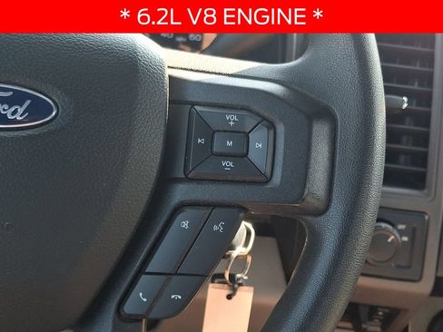 Used 2022 Ford F250 XL w/ Power Equipment Group RWD image 20