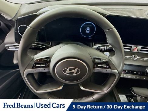 Certified 2025 Hyundai Elantra SEL w/ Cargo Package image 12