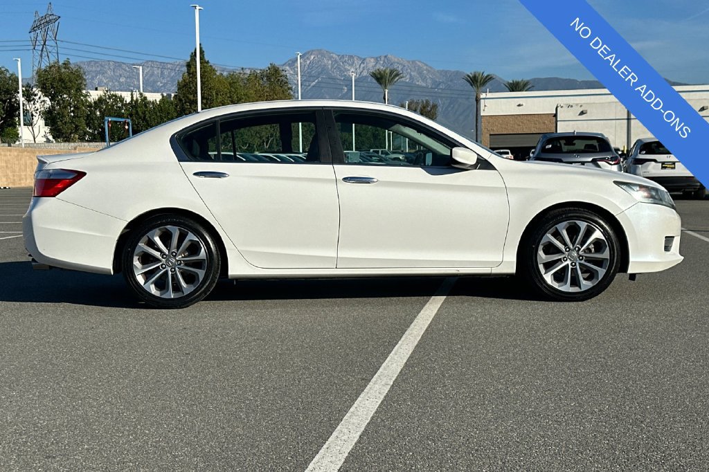 Used 2015 Honda Accord Sport image 3