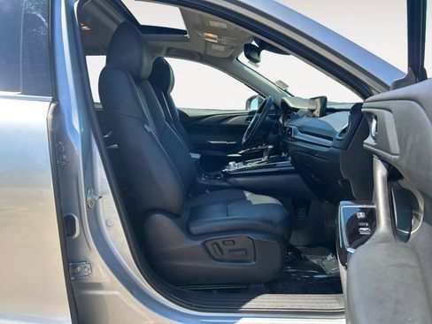 Used 2023 MAZDA CX-9 Touring image 11