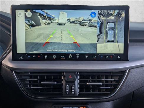 Used 2025 Ford Escape SE w/ PHEV Premium Package FWD image 14