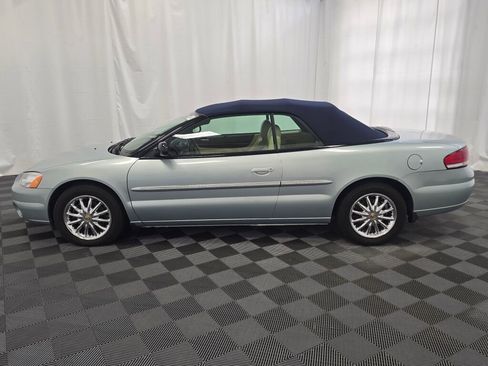 Used 2003 Chrysler Sebring Limited image 2