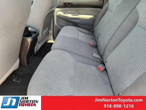 Used 2012 Toyota Tacoma PreRunner w/ Convenience Pkg RWD image 29