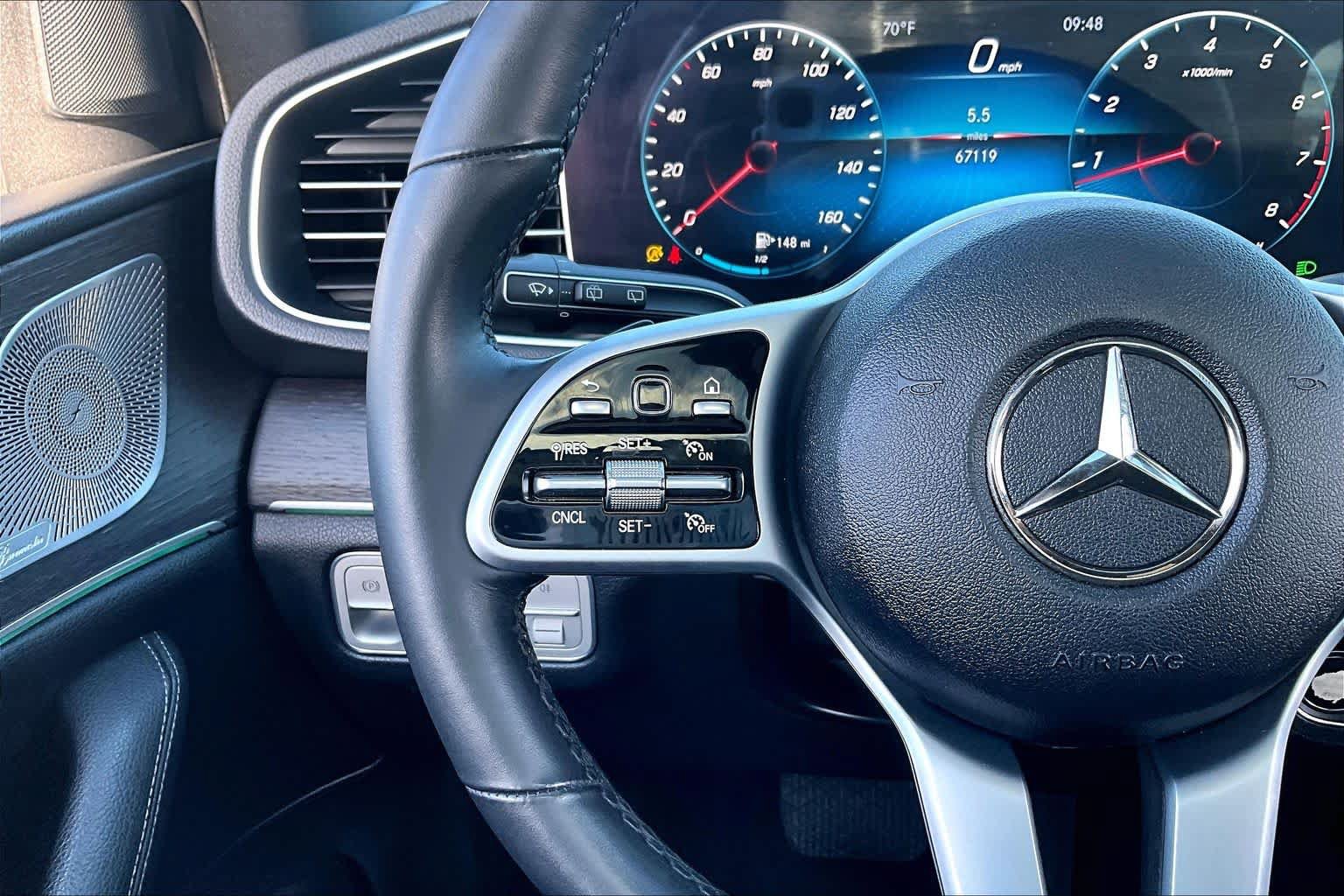 Used 2021 Mercedes-Benz GLE 350 w/ Premium Package image 24