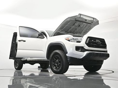 Used 2022 Toyota Tacoma SR w/ SX Package RWD image 49