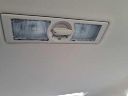 Used 2017 Volkswagen Jetta SE image 14