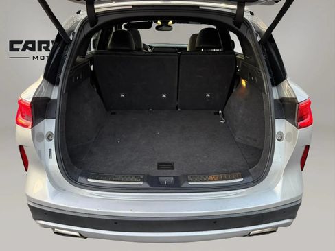 Used 2019 INFINITI QX50 Essential w/ Sensory Package AWD/4WD image 9