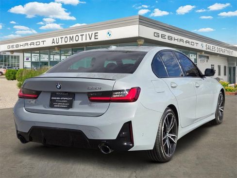 Used 2024 BMW 330i 330i w/ M Sport Package image 5