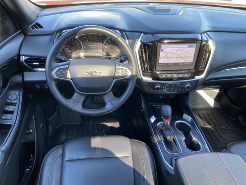 Used 2023 Chevrolet Traverse RS AWD/4WD image 13