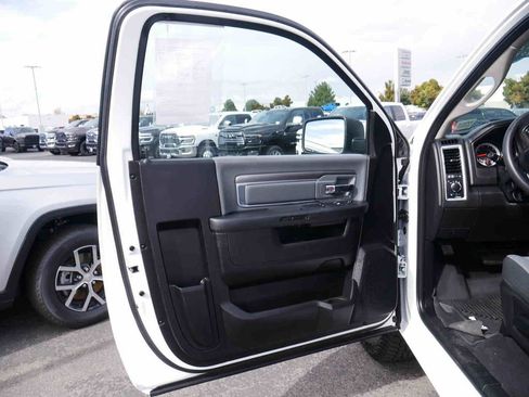 Certified 2021 RAM 1500 Classic SLT image 19