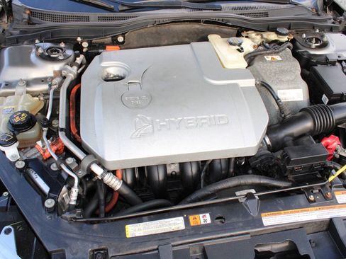 Used 2010 Ford Fusion Hybrid FWD image 25