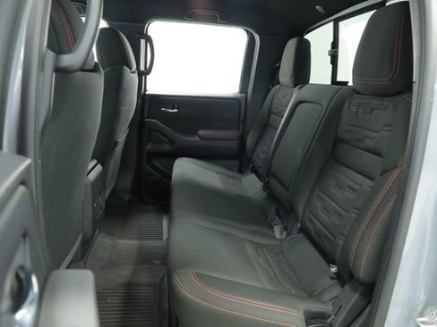 Used 2025 Nissan Frontier PRO-4X w/ Pro Convenience Package AWD/4WD image 32