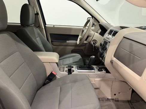 Used 2009 Ford Escape Limited AWD/4WD image 41