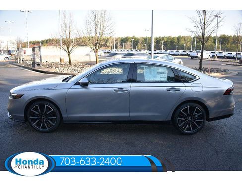 New 2026 Honda Accord Hybrid Touring image 4
