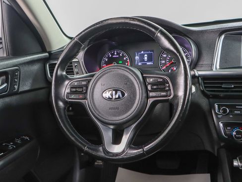 Used 2018 Kia Optima EX image 12