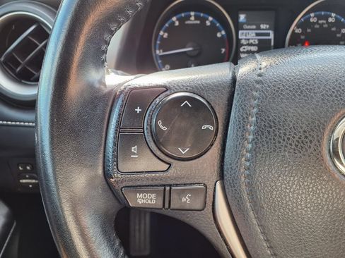 Used 2017 Toyota RAV4 XLE FWD image 17