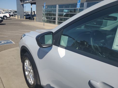 New 2025 Ford Escape Active w/ Active Premium Tech Pack image 10